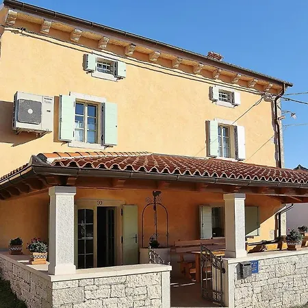 فيلة Villa Bubani