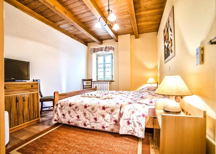 ヴィラ Villa Bubani