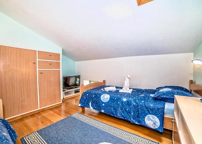 Villa Bubani ヴィラ Bubani