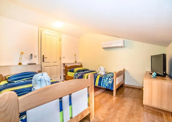 ヴィラ Villa Bubani Bubani