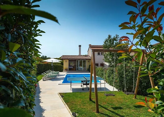 ヴィラ Villa Bubani